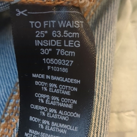 ASOS Light Stone Wash Slim Fit High Rise Farleigh Mom Jeans size 25x30 - Picture 6 of 7